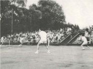 Aktie op het centre-court tijdens het toernooi in 1969.