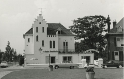Het voormalige Raadhuis van Aalst-Waalre.