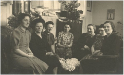 Dames van de typekamer van de gemeente Eindhoven anno 1939, collectie RHCe