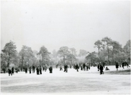 Het Karperven op de Stratumse Heide, winter 1953. Fotograaf H. van der Heijden. Beeldcollectie RHCe